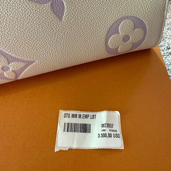 Empreinte Monogram Giant Onthego MM Latte Bubble Tea - Picture 10 of 13